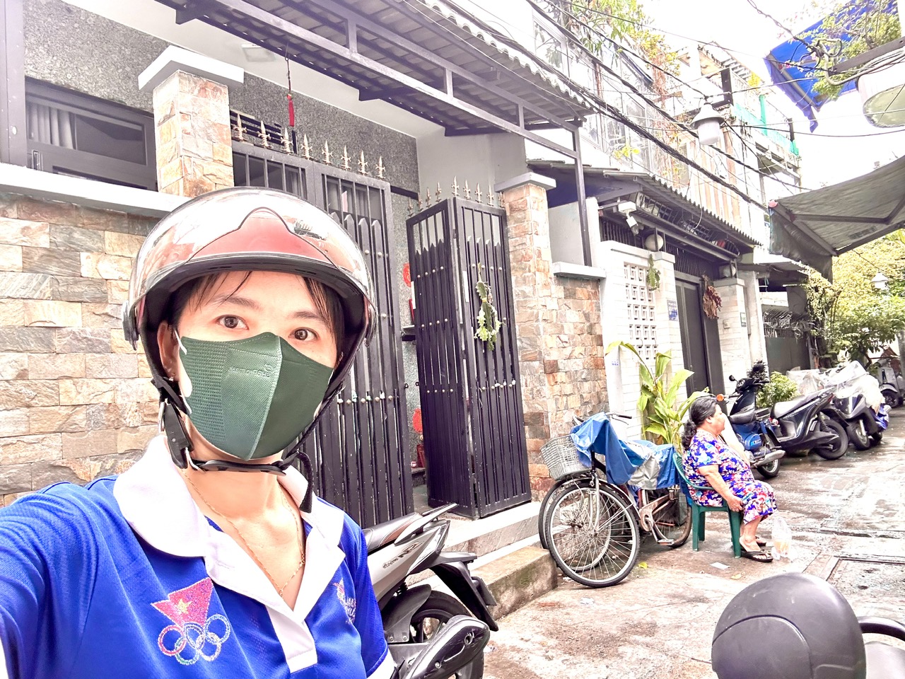 VỚI TÀI CHÍNH 11.2 TỶ CÓ NGAY CĂN NHÀ NGANG BỀ THẾ THUỘC TRUNG TÂM Q4- ĐƯỜNG BẾN VÂN ĐỒN- THÔNG RA - Ảnh chính